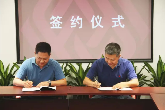 名筑裝飾引進(jìn)魯班長人臉識別考勤管理系統(tǒng)